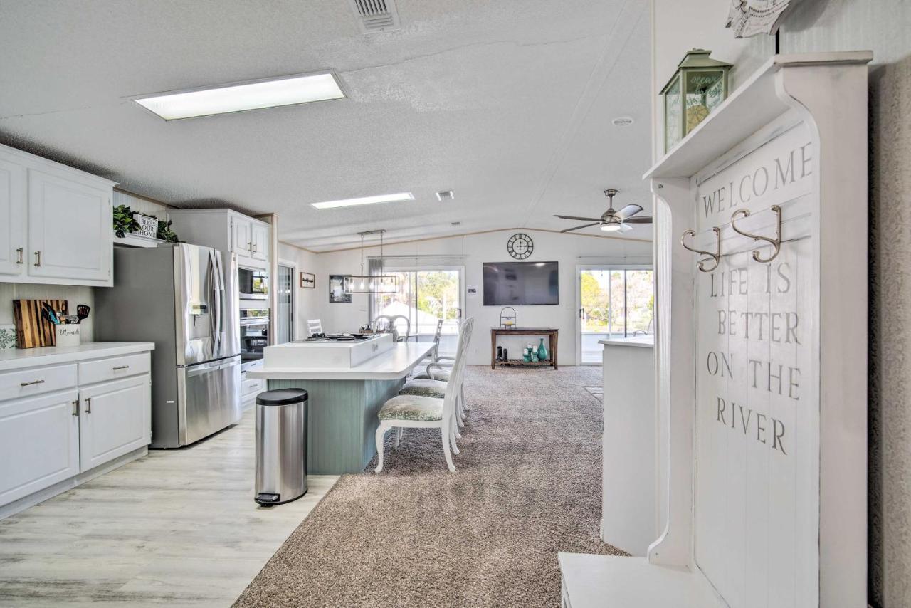 Retreat On The River With Boat Dock, Porch, And Grill! Homosassa Exterior foto